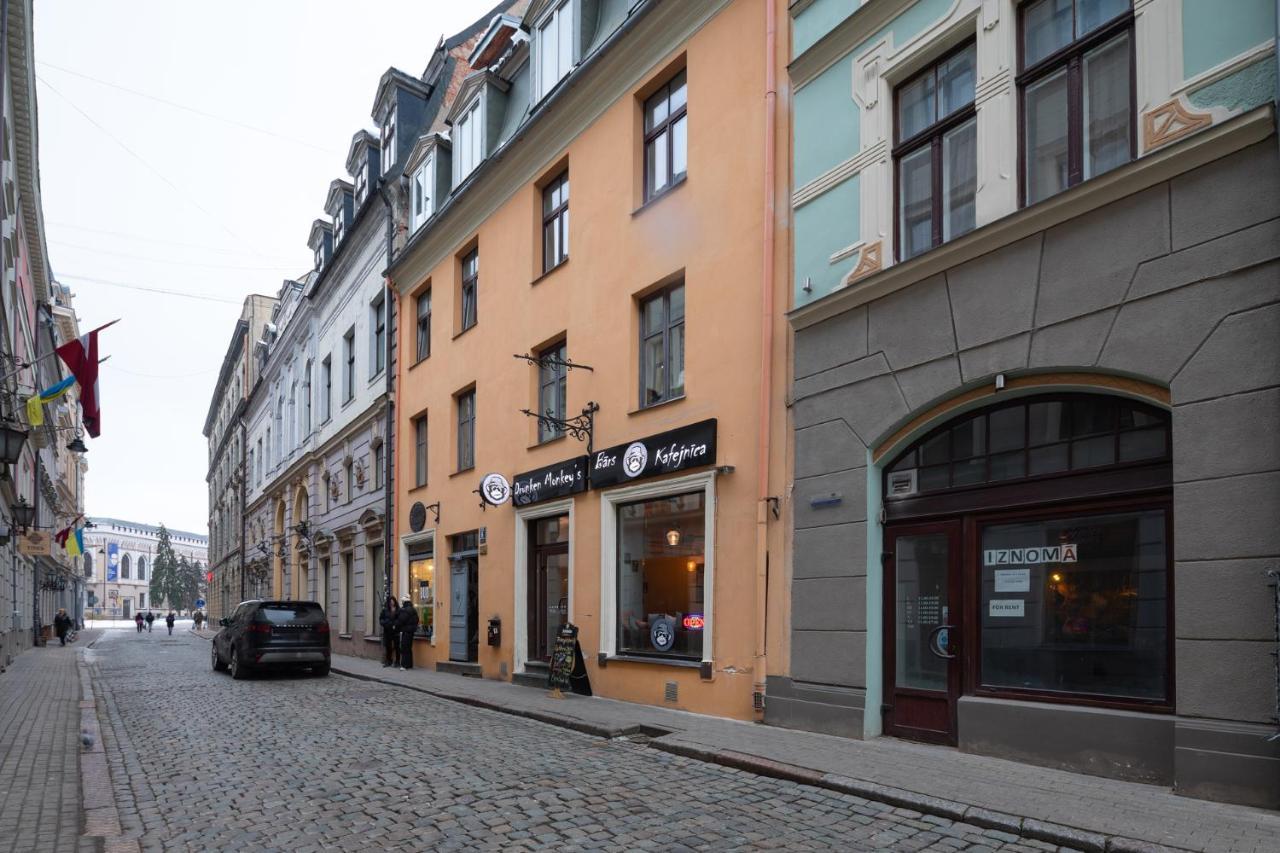 Leilighet Old Town Charm One Bedroom Spacious Loft Nearby The Livu Square Riga